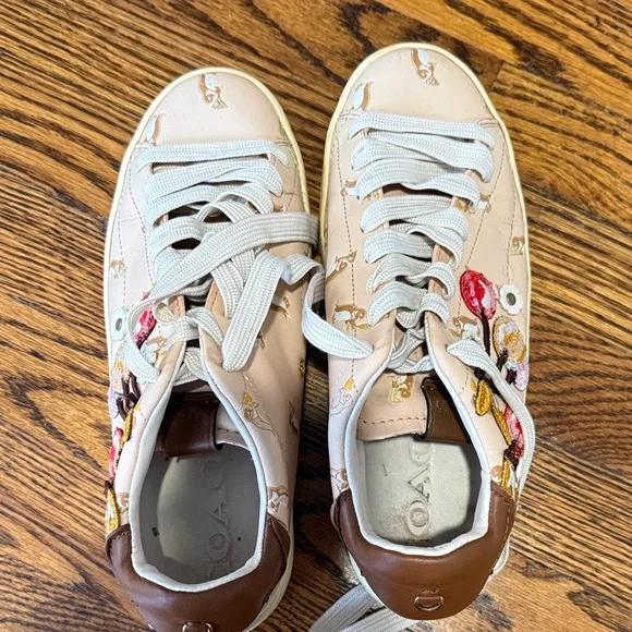 Coach light pink Sneakers with cherry and floral details - Picture 2 of 6